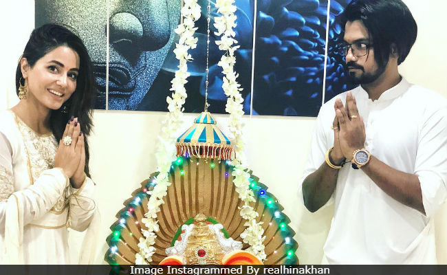 Hina Khan Celebrates Ganesh Chaturthi With Boyfriend Rocky Jaiswal
