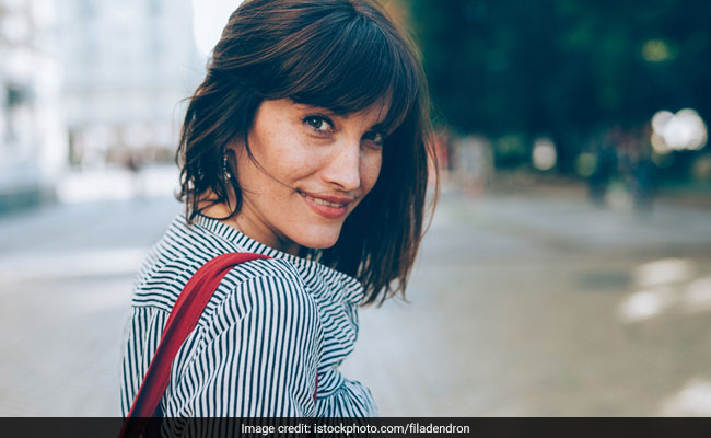 4 Hairstyling Hacks When Growing Out Your Fringe