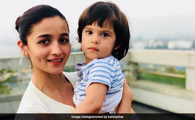 Alia Bhatt Spends Time With Karan Johar's Twins Yash And Roohi. See Pics