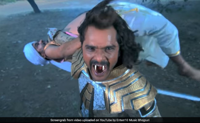 'नागदेव' खेसारी लाल यादव के इश्क में कैद हुईं काजल राघवानी, प्रेमकहानी यूट्यूब पर Viral