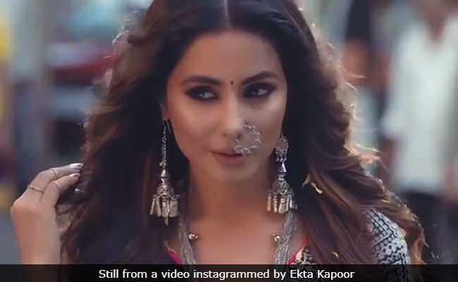 Hina Khan Says Playing Komolika In <i>Kasautii Zindagii Kay 2</i> Is 'Not A Risk'
