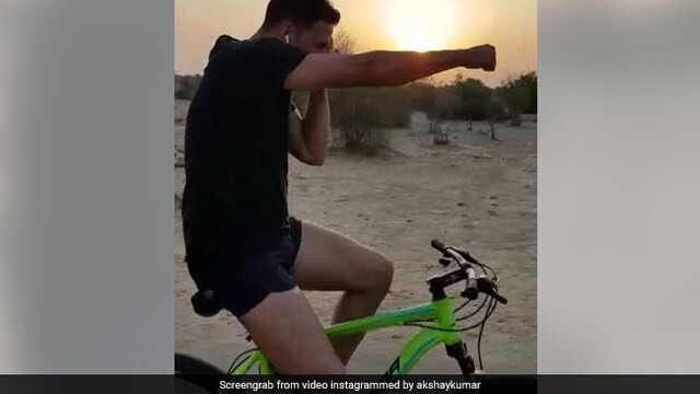 Akshay Kumar has continued to inspire people with his fitness regime