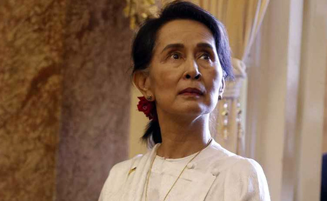 Myanmar Junta Arrests Lawyer Defending Aung San Suu Kyi Ally: Report
