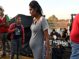 Dozens Of Pregnant Migrants Want Their Children 'To Be American' Dozens Of Pregnant Migrants Want Their Children 'To Be American'