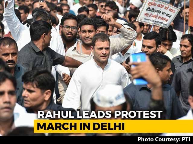 Rahul Gandhi Leads Mega Opposition March Against Government's CBI Move