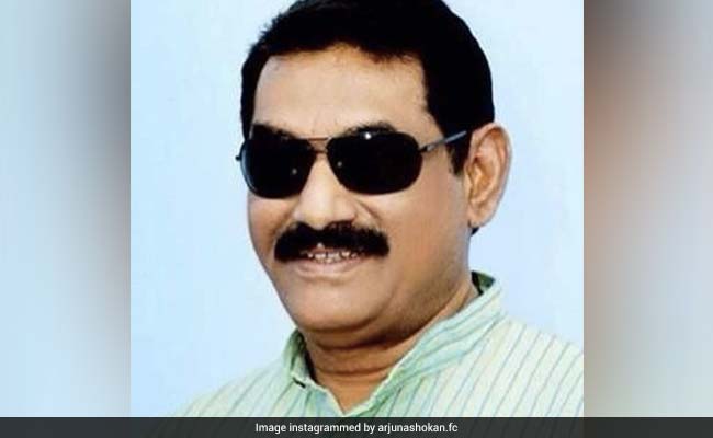 Malayalam Filmmaker Thampi Kannanthanam Dies At 65