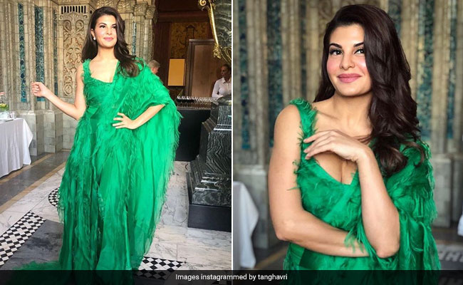 3 Gorgeous Green <i>Sarees</i> To Glam Up In, Like Jacqueline Fernandez