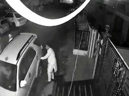 अमृतसर ट्रेन हादसा: CCTV में देखें कैसे हादसे के बाद फरार हुआ रावण दहन का आयोजक सौरभ मदान अमृतसर ट्रेन हादसा: CCTV में देखें कैसे हादसे के बाद फरार हुआ रावण दहन का आयोजक सौरभ मदान