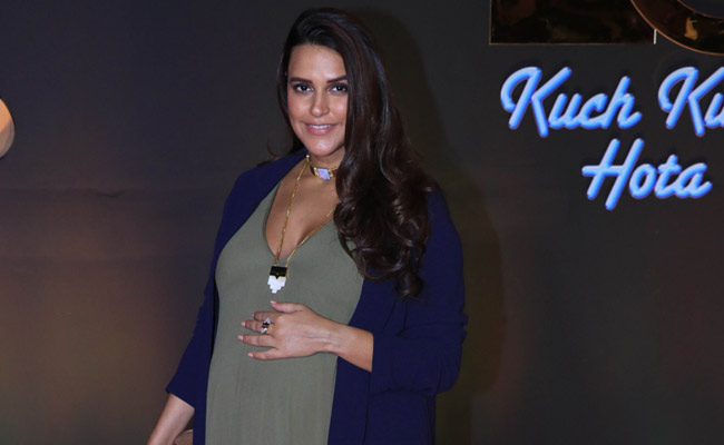 Mothers-To-Be, Here's How To Get Neha Dhupia's Chic Maternity Look