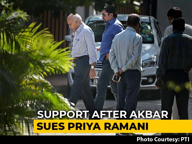 20 Women Journalists Back Priya Ramani, Ready To Testify Against MJ Akbar