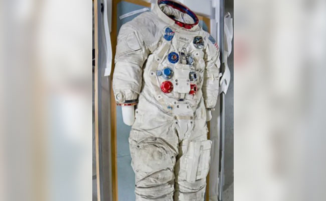 How "Sloppy" NASA Lost Apollo 11 Controllers, Neil Armstrong's Suit