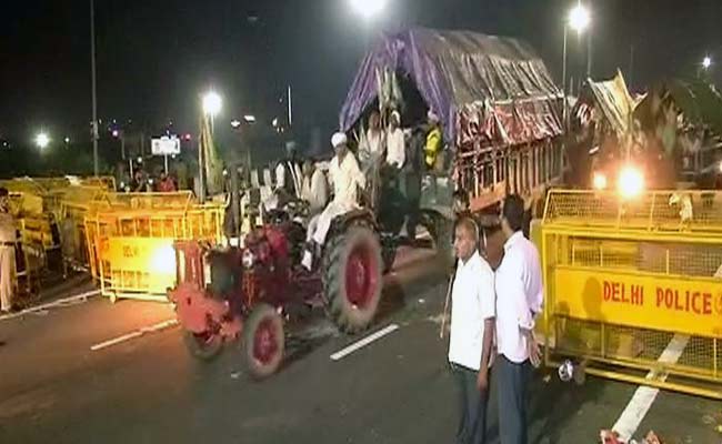 After Midnight March In Delhi, Farmers Call Off Protest