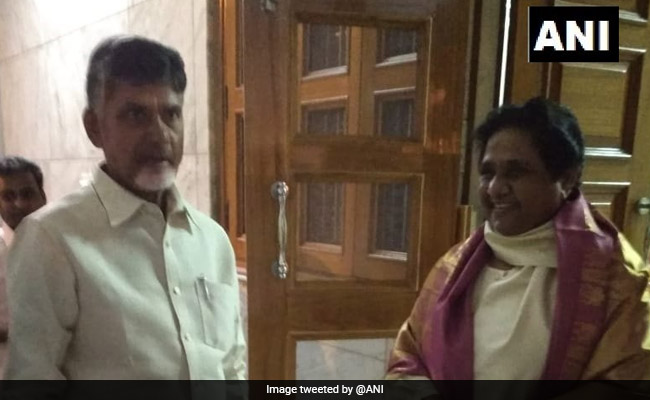 2019 से पहले फिर 'महागठबंधन' की कवायद, क्या एनडीए के पूर्व सहयोगी चन्द्रबाबू नायडू होंगे कामयाब