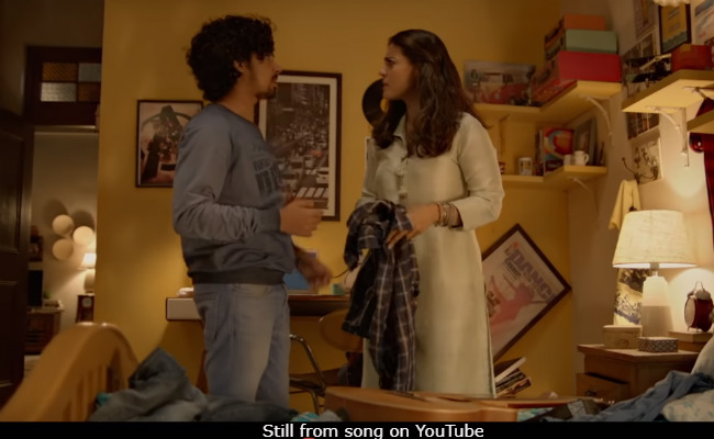 <I>Helicopter Eela</i> Preview: In Which Kajol And Riddhi Sen Laugh And Cry Together