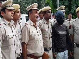 दिल्ली : छावला इलाके में हुई बैंक डकैती मामले में 2 आरोपी गिरफ्तार दिल्ली : छावला इलाके में हुई बैंक डकैती मामले में 2 आरोपी गिरफ्तार