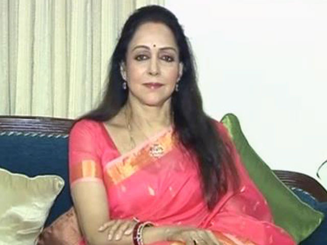 Hema Malini Highlights The <i>Swachh</i> Initiatives Being Taken In Mathura