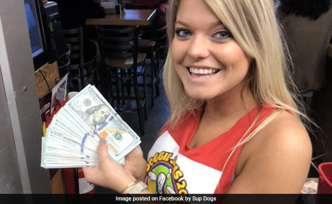 पानी ऑर्डर करने के बाद शख्स छोड़ गया वेट्रेस के लिए 7 लाख रुपये, फिर हुआ कुछ ऐसा