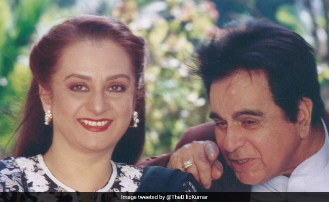 On Dilip Kumar, Saira Banu's 52nd Wedding Anniversary, A Note And 'Personal Favourite' Pic From The Actress
