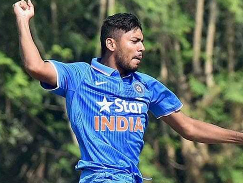 ड्रॉ मैच में वेस्‍टइंडीज के सुनील एम्‍ब्रीस का शतक, बोर्ड एकादश के अवेश खान ने लिए 4 विकेट