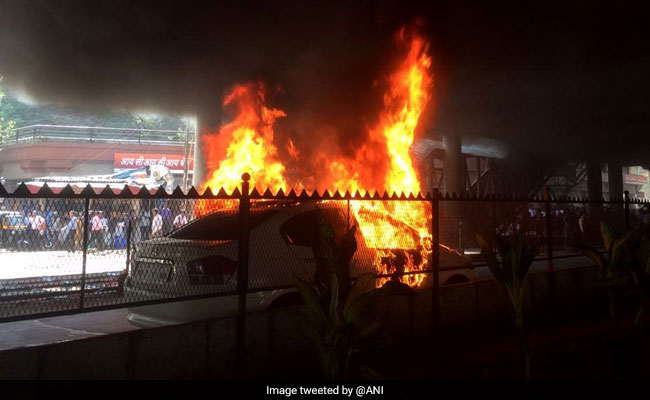 Metro Station In Mumbai's Andheri Evacuated After Moving Car Catches Fire