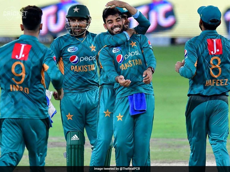 Pak vs AUS T20 : पाकिस्तान ने लगाई जीत की हैट्रिक, तीसरा मैच 33 रन से जीता
