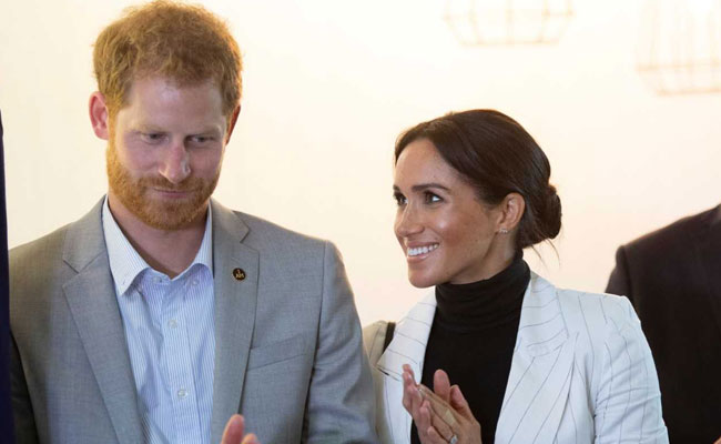 Pregnant Meghan Trims Busy Australia Schedule