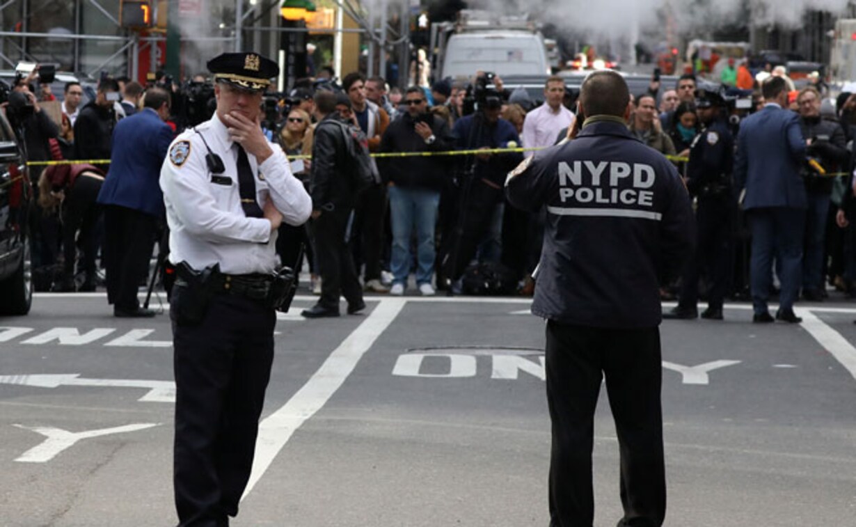 Nationwide Manhunt For Suspect Behind Pipe Bombs Sent To ...