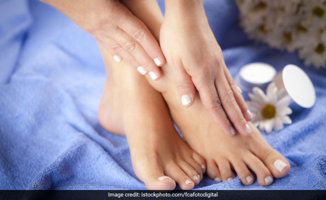 5 Amazing Foot Creams To Get Rid Of Cracked Heels
