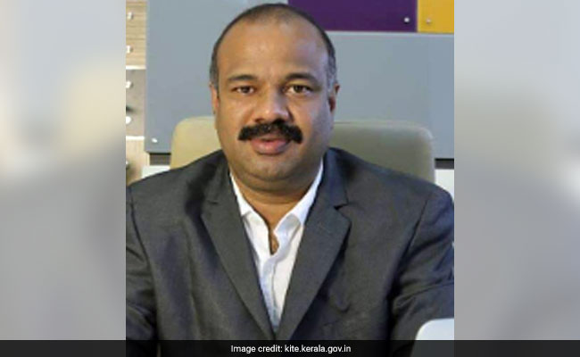 Kerala IT Administrator Becomes First Indian To Receive AECT Award