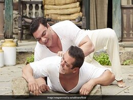 लीजिए सलमान खान के फैन्स का खत्म होने जा रहा 12 साल का इंतजार, भाई सोहेल के साथ बना रहे ऐसी फिल्म भूल जाएंगे पठान और टाइगर लीजिए सलमान खान के फैन्स का खत्म होने जा रहा 12 साल का इंतजार, भाई सोहेल के साथ बना रहे ऐसी फिल्म भूल जाएंगे पठान और टाइगर