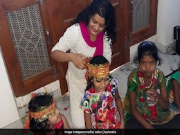 Kanya Pujan 2018: नवमीं के दिन कन्या पूजन के लिए हैं दो शुभ मुहूर्त, जानिए कंजक करने का सही तरीका भी Kanya Pujan 2018: नवमीं के दिन कन्या पूजन के लिए हैं दो शुभ मुहूर्त, जानिए कंजक करने का सही तरीका भी