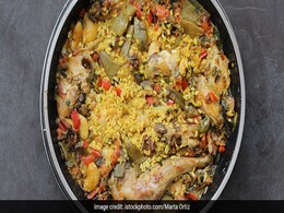 Paella Made By Robot Gets A Nod Of Approval From Spanish Chef Paella Made By Robot Gets A Nod Of Approval From Spanish Chef