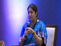 सबरीमाला विवाद : स्मृति ईरानी ने कहा-  पूजा करने का अधिकार है लेकिन अपवित्र करने का नहीं सबरीमाला विवाद : स्मृति ईरानी ने कहा-  पूजा करने का अधिकार है लेकिन अपवित्र करने का नहीं