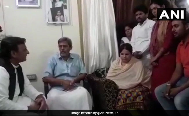 Akhilesh Yadav Meets Family Of Tech Executive Shot Dead By Policeman