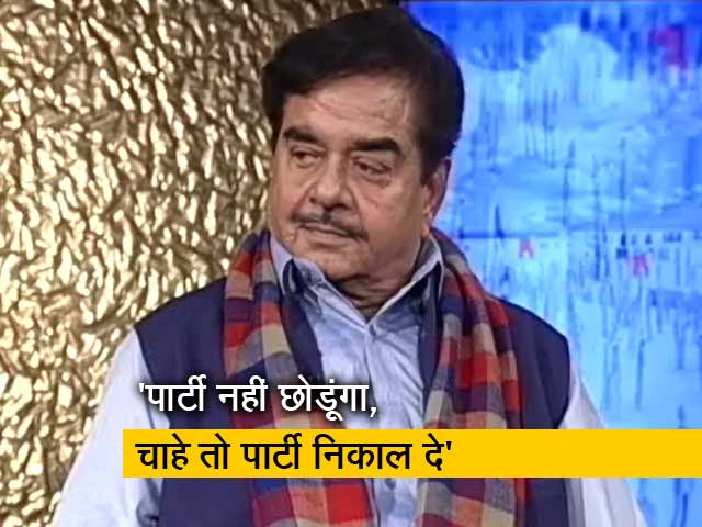 हमलोग : लोकतंत्र में असहमति जताना जरूरी- शत्रुघ्न सिन्हा
