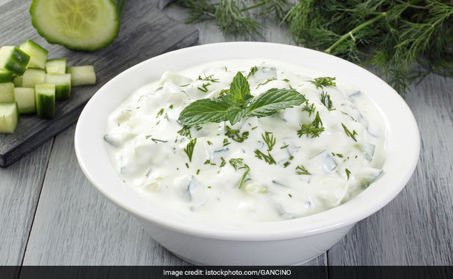 Recipe Video: This Easy-Peasy Aloo Raita Is Sure To Make You Fall For Potatoes Yet Again! 