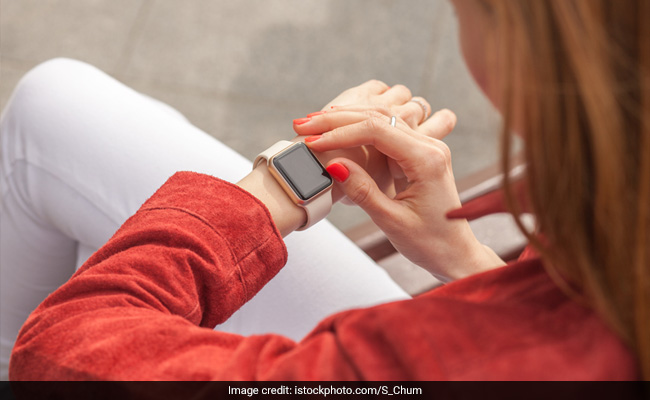 4 Smart Watches That Every Gadget Geek Must Have