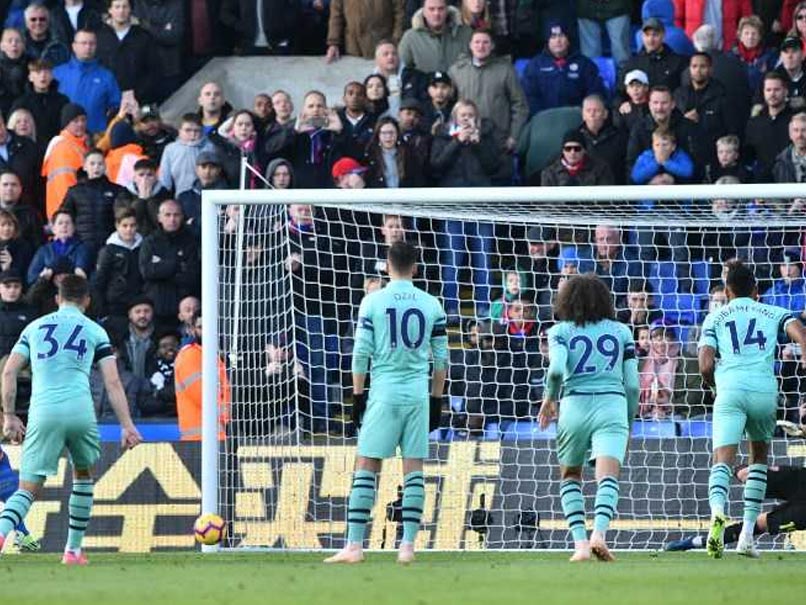 Premier League: Luka Milivojevic Strikes Late As Crystal Palace Halt Arsenal's Winning Run