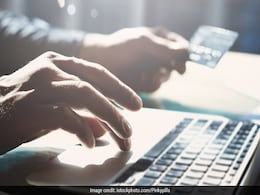खाली खाते में अचानक आ गए करोड़ों रुपये, देख चौंक उठा शख्स, गलती समझने में बैंक को लग गए घंटों खाली खाते में अचानक आ गए करोड़ों रुपये, देख चौंक उठा शख्स, गलती समझने में बैंक को लग गए घंटों