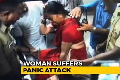 Heckled By Protesters At Sabarimala, Woman Passes Out After Panic Attack Heckled By Protesters At Sabarimala, Woman Passes Out After Panic Attack