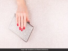 5 Stunning Clutches That Will Be The Showstoppers Of Your Look 5 Stunning Clutches That Will Be The Showstoppers Of Your Look