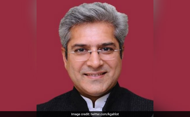 Delhi Transport Minister Appeals To Corporates To Adopt Electric Vehicles