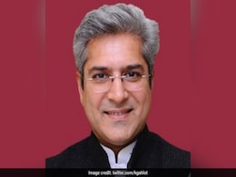 IT Department Seizes Cash, Jewellery Worth Rs 2 Crore From AAP Minister IT Department Seizes Cash, Jewellery Worth Rs 2 Crore From AAP Minister