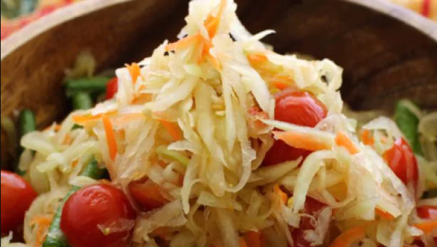 Weight Loss Diet: This Delish Papaya Salad Will Changed The Way You've Seen Papayas So Far!