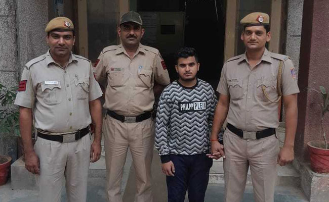 दिल्‍ली : कुत्ते को लगी टक्‍कर के बाद विजेंद्र की हत्‍या मामले में एक आरोपी गिरफ्तार