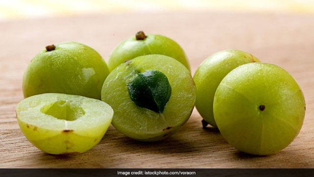 Amla is rich in Vitamin C, polyphenols and antioxidants