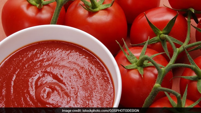 Lycopene may even have the ability to prevent or delay cataracts to a certain extent.