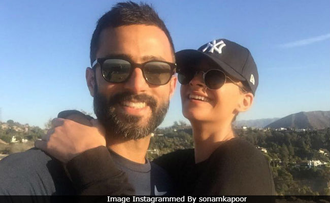 सोनम कपूर ने इस वजह से चुना आनंद अहूजा को, National Boyfriend Day पर खुद खोला राज