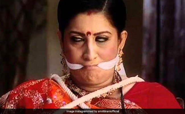 सबरीमाला मंदिरः सैनेटरी पैड वाले बयान पर ट्रोल हुईं स्मृति ईरानी, इस तस्वीर से दिया जवाब