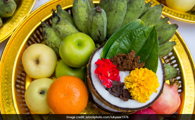 Pregnant women should be very careful while keeping Karwa Chauth fast